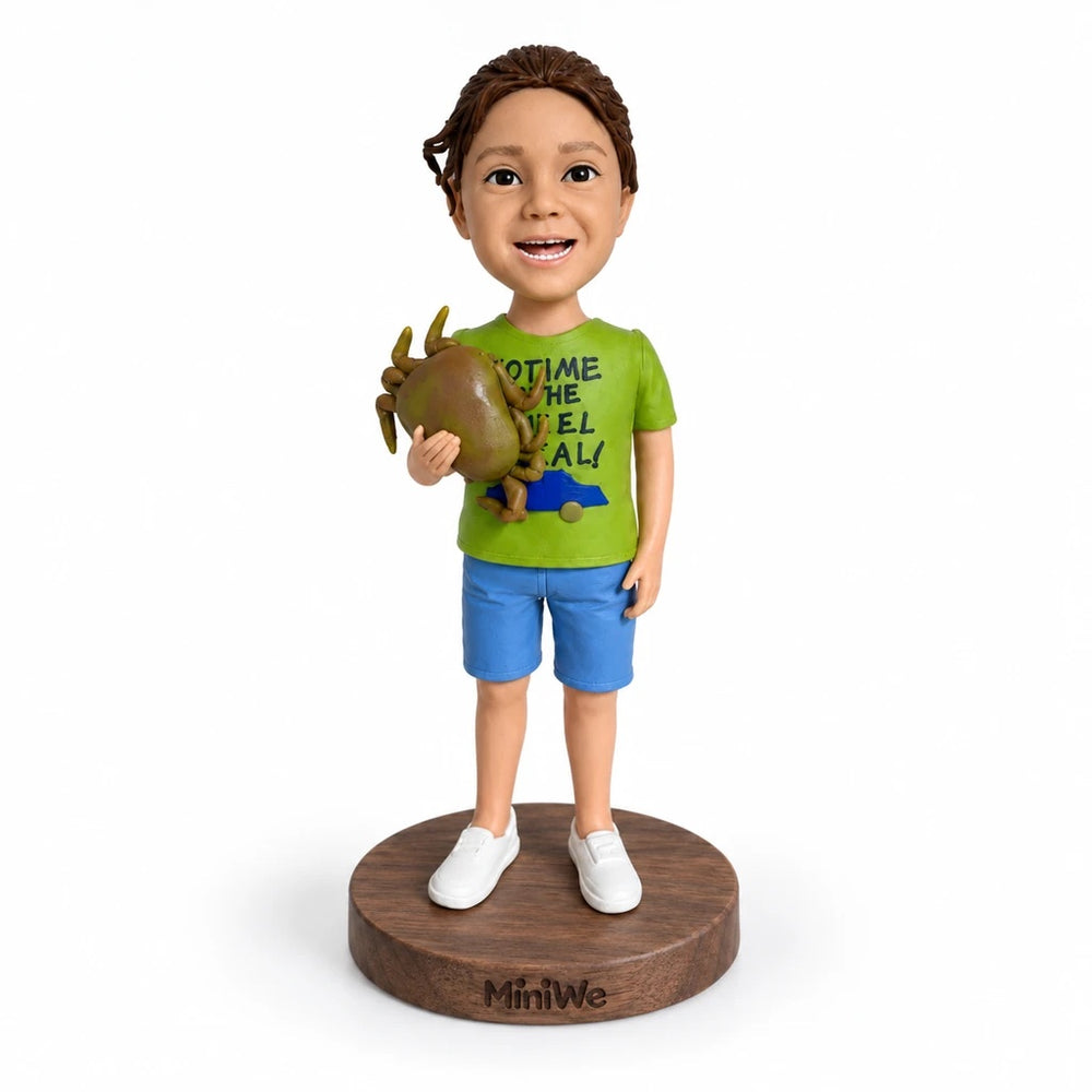 Child Figurine figurine on a walnut base